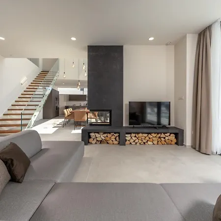 Ferienhaus Fur 10 Personen In Rogoznicko Zecevo, Dalmatien Norddalmatien - B61534